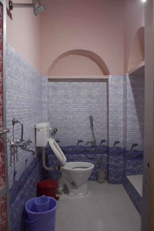 Yogi Lodge Varanasi Dış mekan fotoğraf