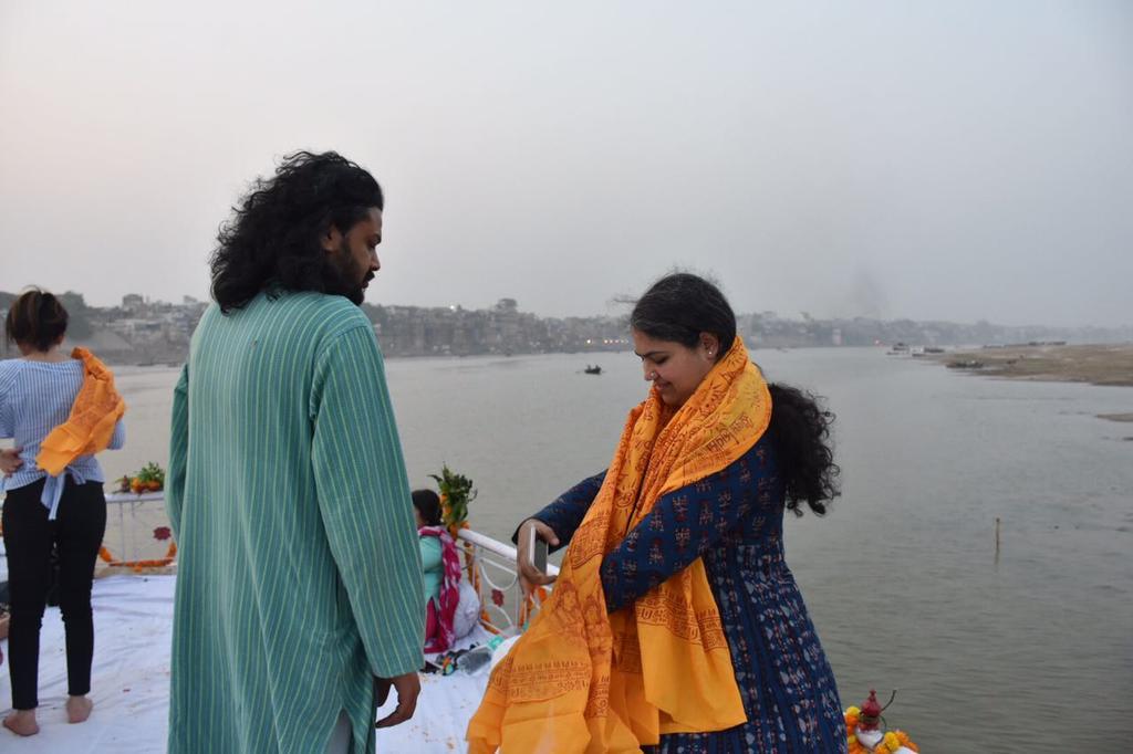 Yogi Lodge Varanasi Dış mekan fotoğraf