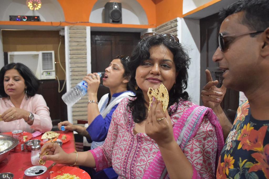 Yogi Lodge Varanasi Dış mekan fotoğraf