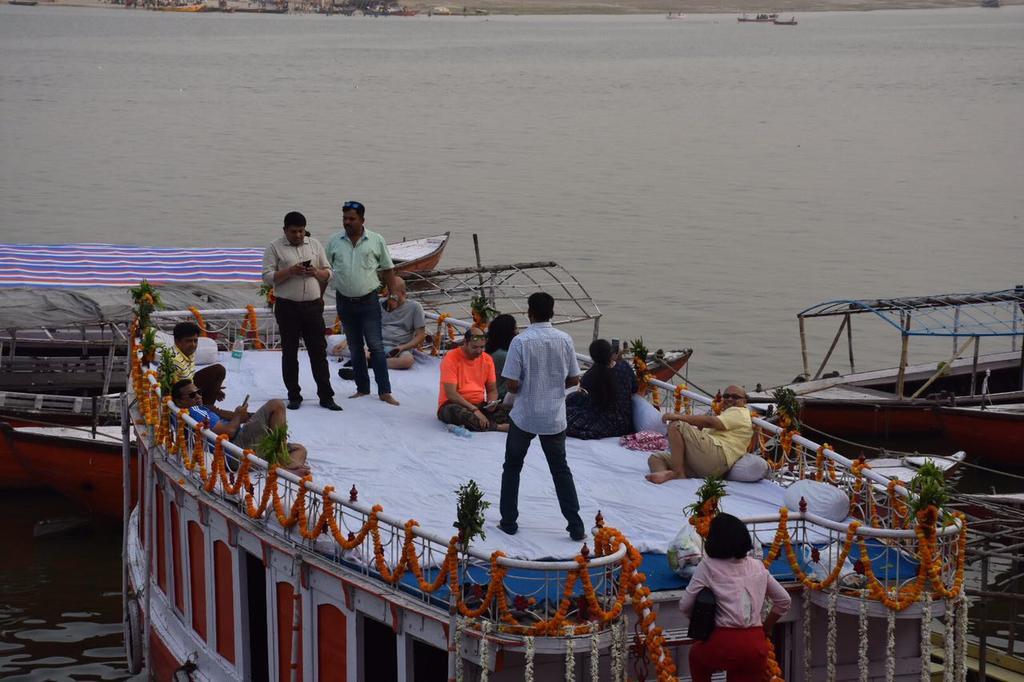 Yogi Lodge Varanasi Dış mekan fotoğraf